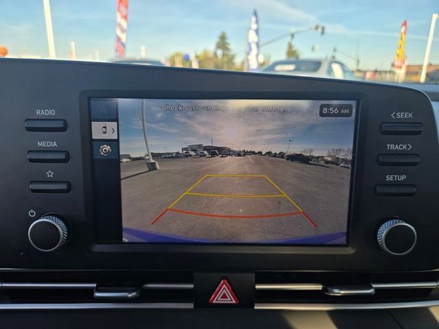 Used 2024 Hyundai Elantra SE image 14