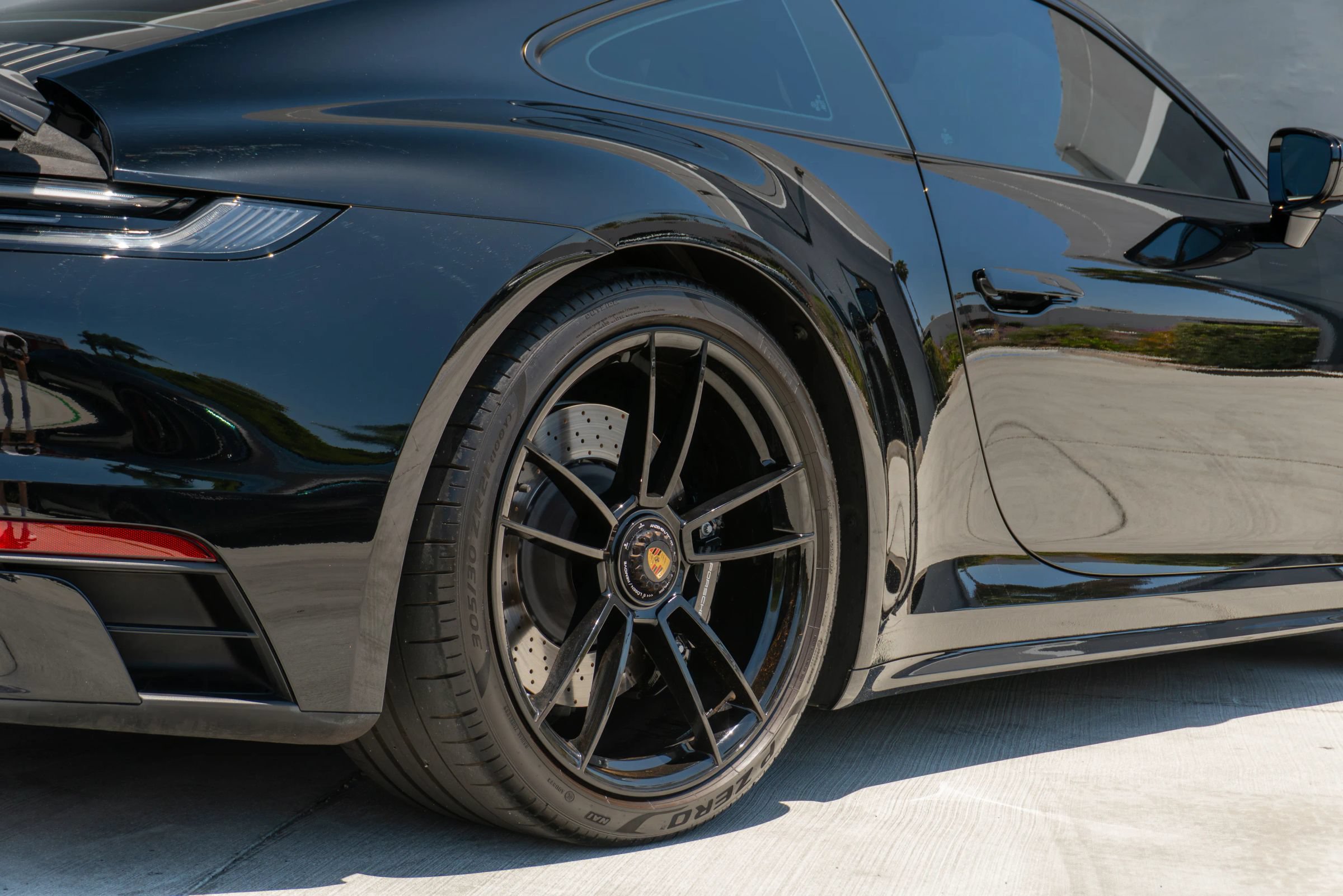 Used 2024 Porsche 911 Carrera S RWD image 40
