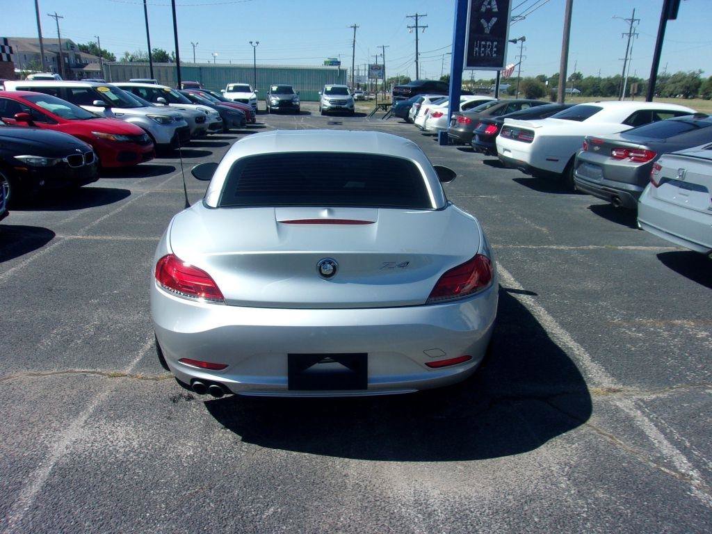 Used 2011 BMW Z4 sDrive30i RWD image 5