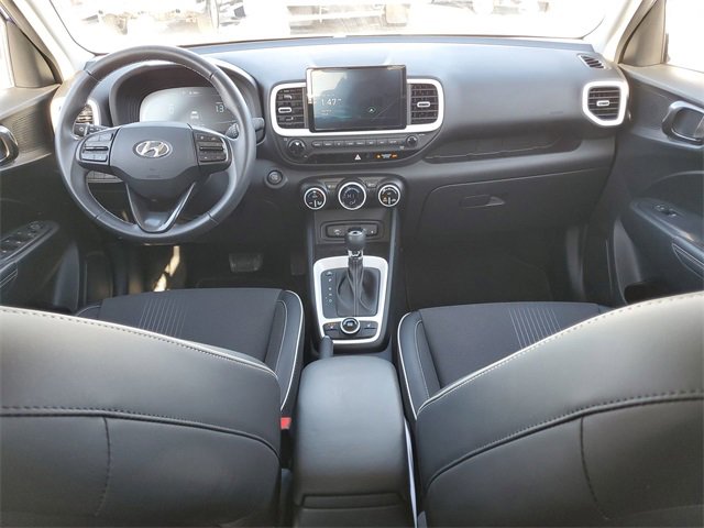 Used 2023 Hyundai Venue Limited w/ Cargo Package image 20