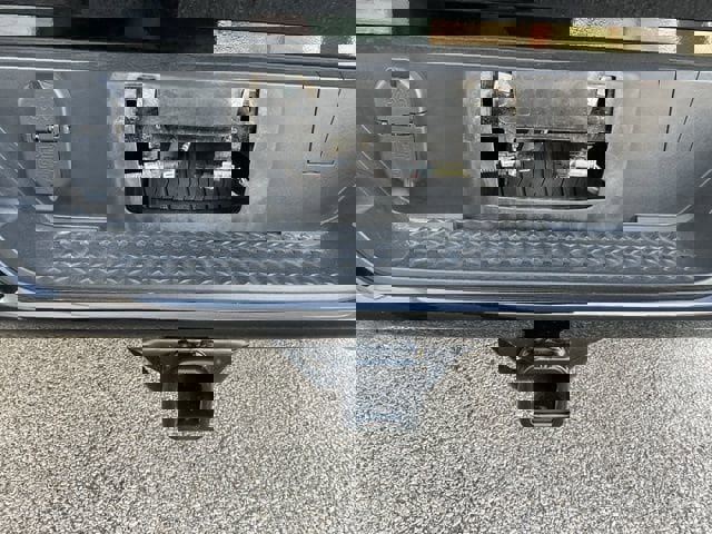 Used 2023 Chevrolet Colorado Trail Boss w/ Technology Package image 9