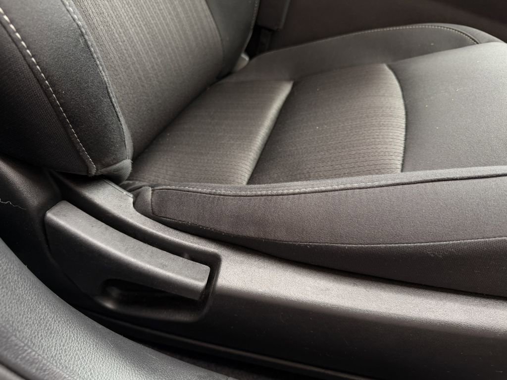 Used 2024 Nissan Altima 2.5 SV image 25