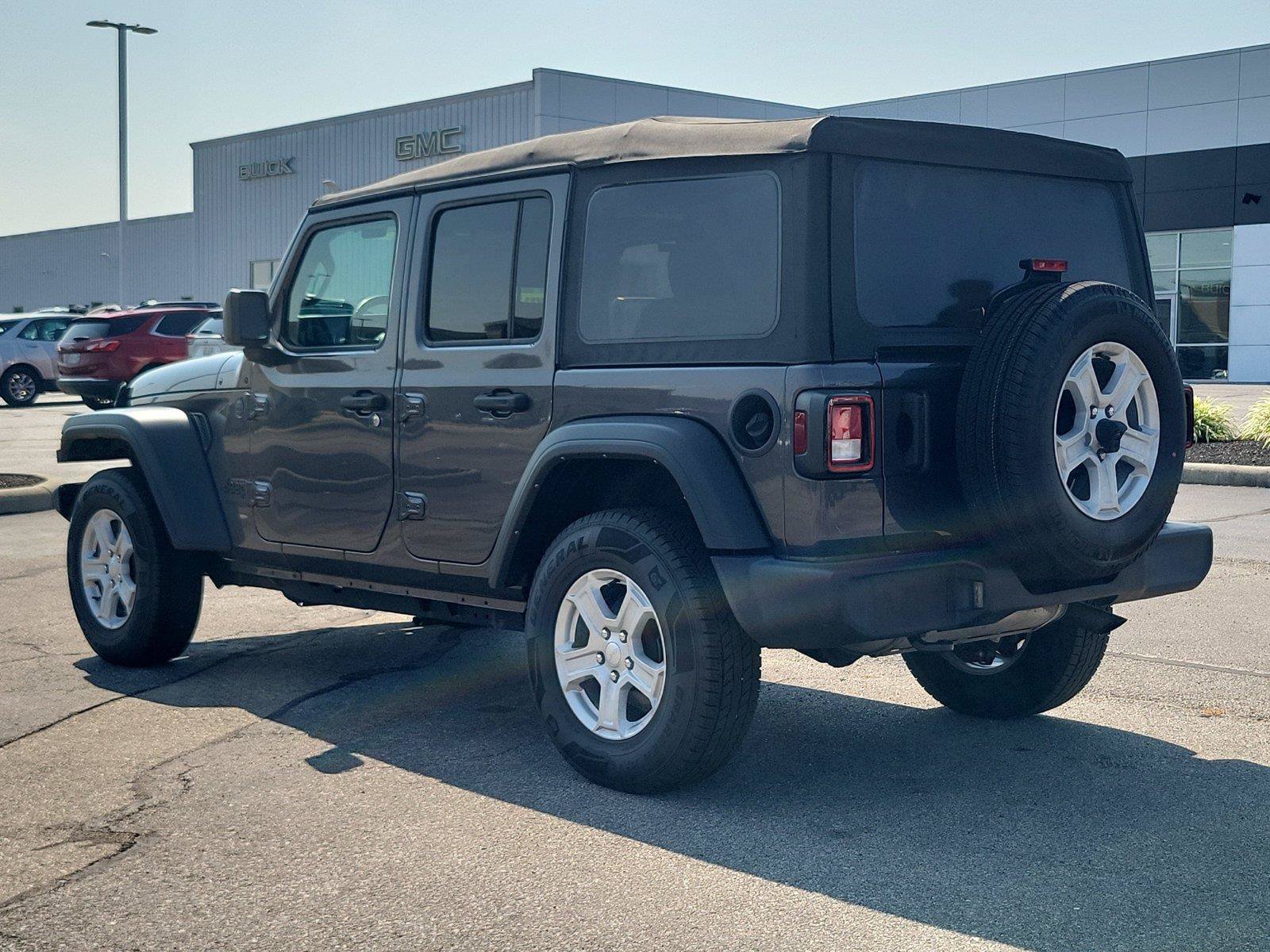 Used 2022 Jeep Wrangler Unlimited Sport AWD/4WD image 3