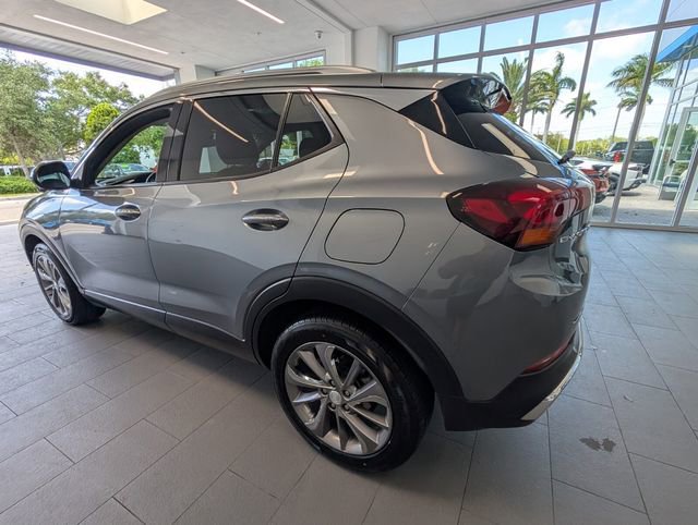 Certified 2022 Buick Encore GX Essence w/ Experience Buick Package FWD image 9