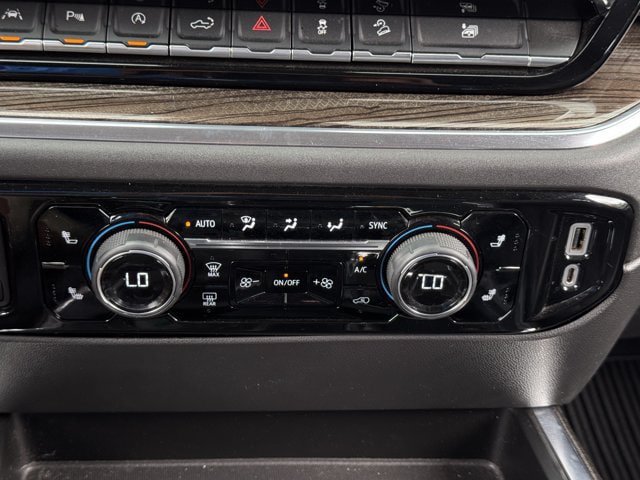 Used 2022 Chevrolet Silverado 1500 LT Trail Boss w/ LT Trail Boss Premium Package AWD/4WD image 21