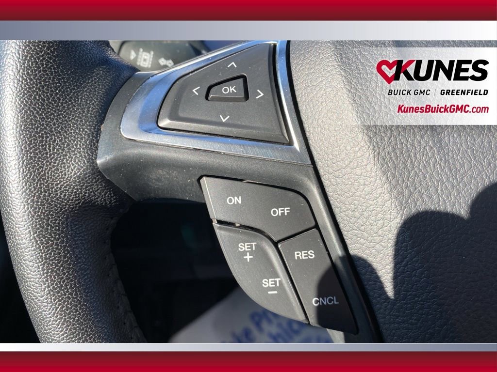 Used 2024 Ford Edge SEL image 19