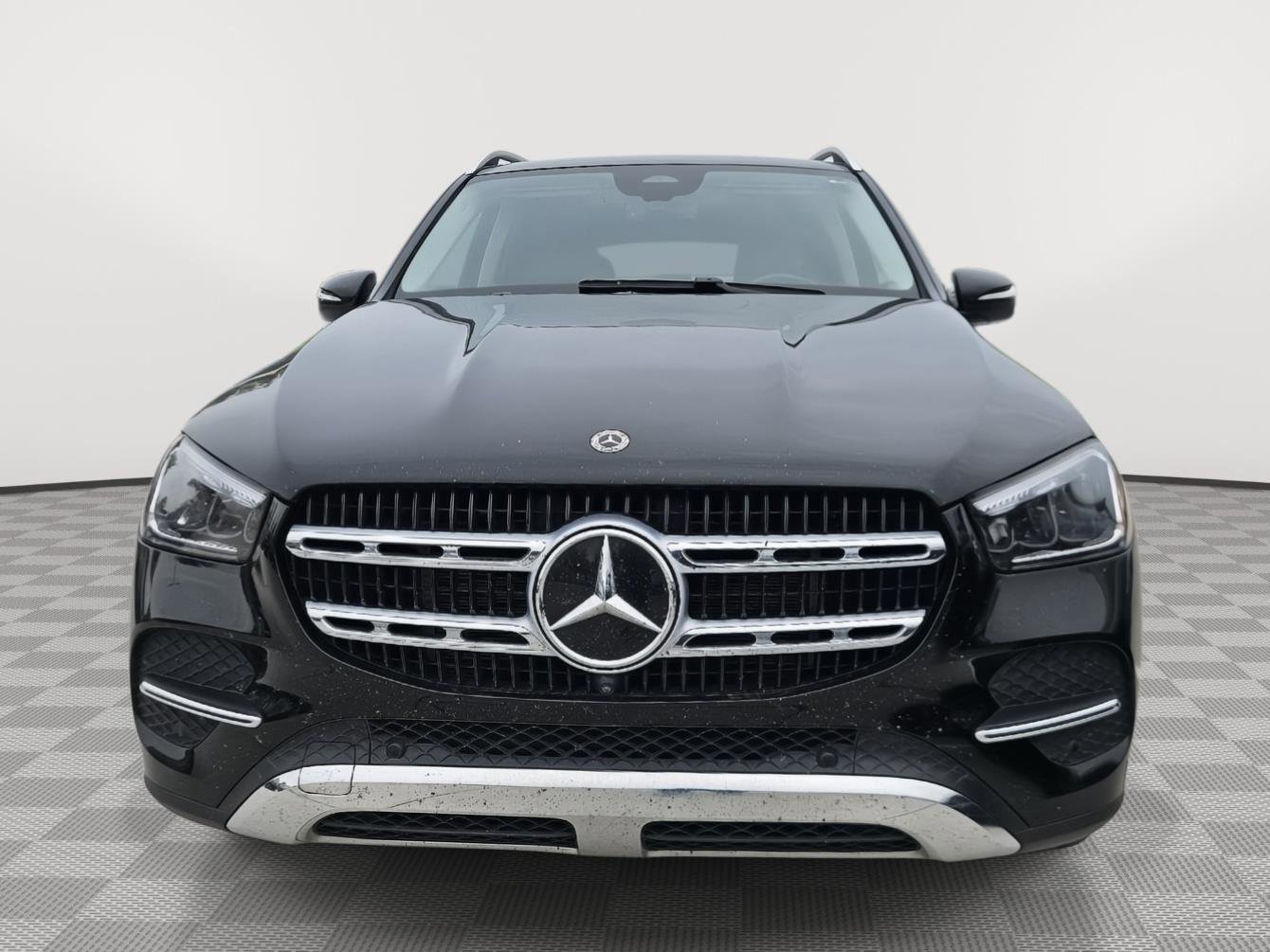 Used 2024 Mercedes-Benz GLE 350 4MATIC image 2