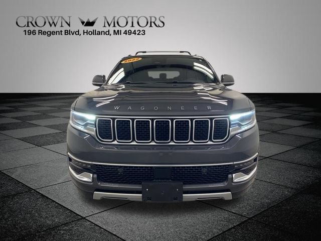 Used 2022 Jeep Wagoneer Series II w/ Premium Group I AWD/4WD image 2