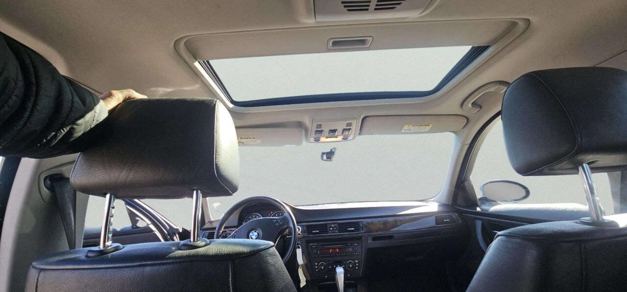 Used 2006 BMW 325xi Sedan image 9