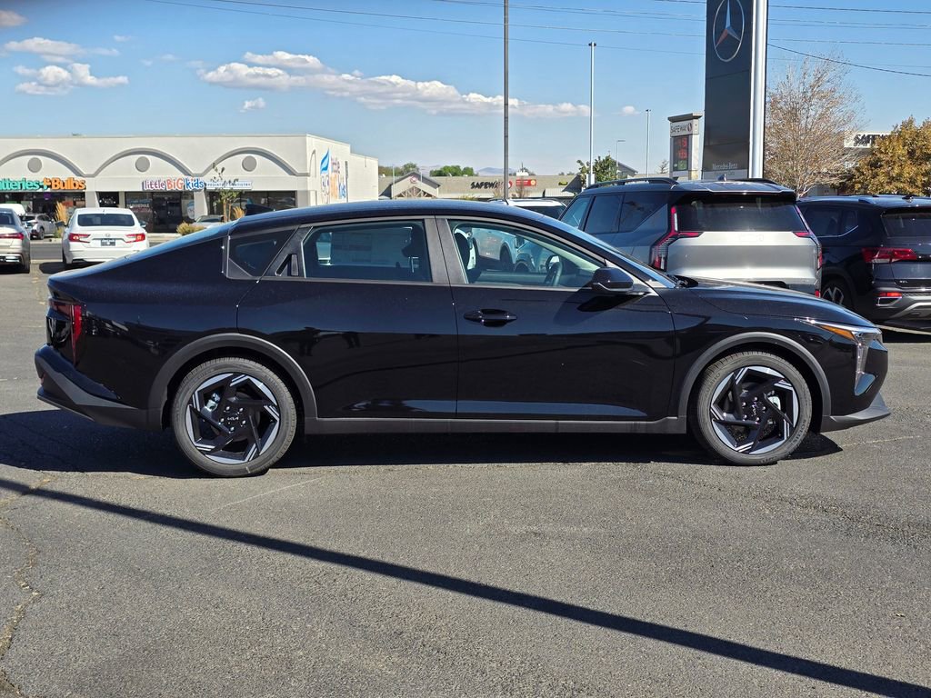 New 2025 Kia K4 EX image 6