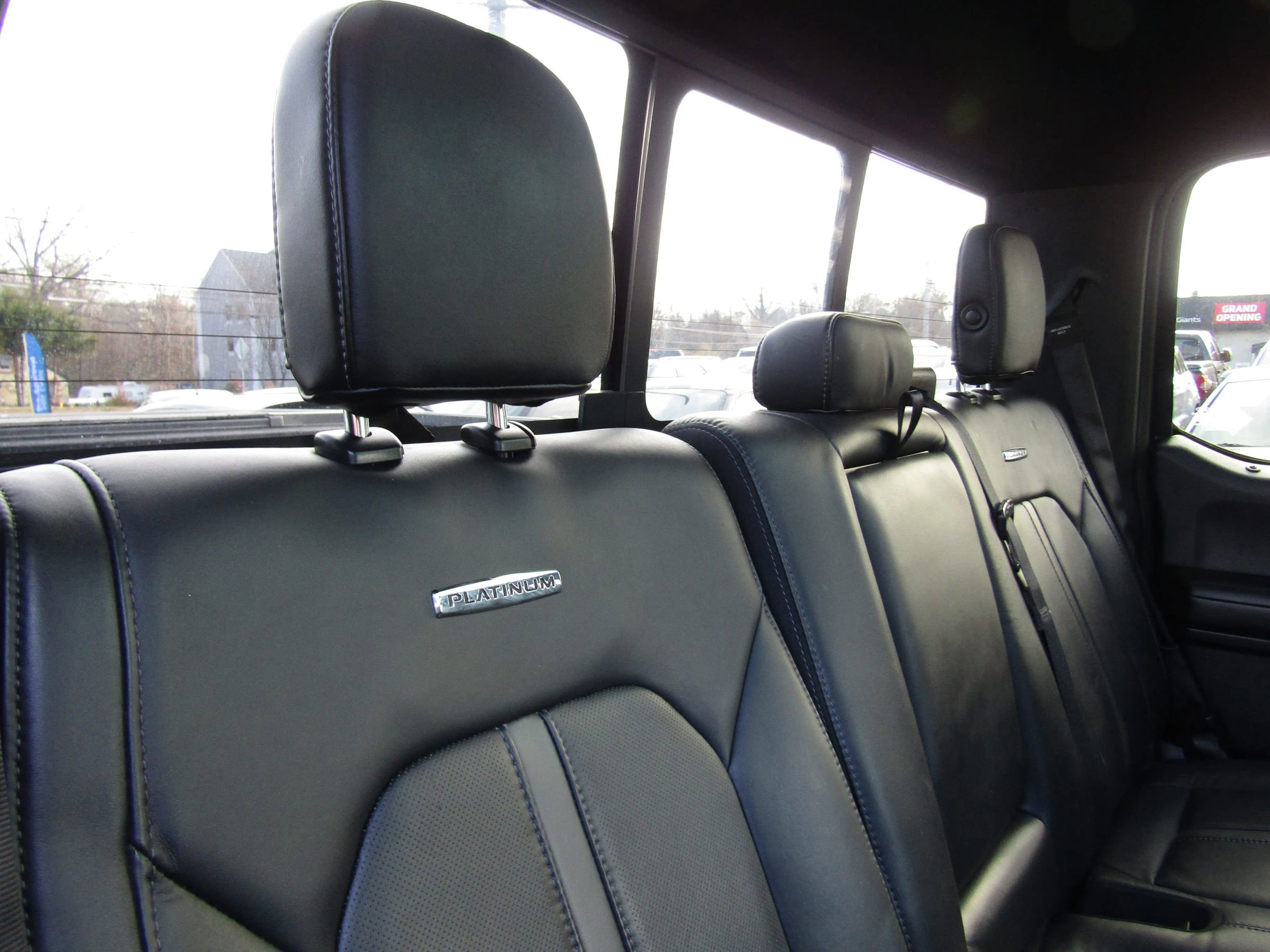 Used 2016 Ford F150 Platinum w/ Equipment Group 701A Luxury image 14