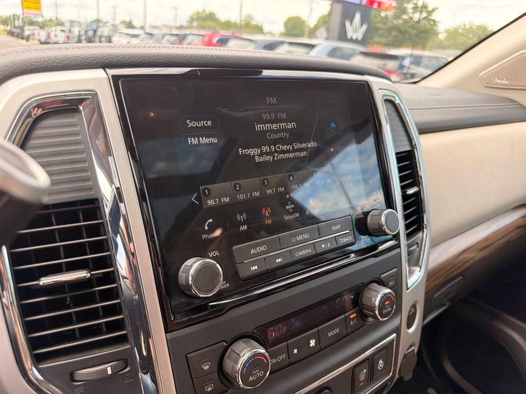 Used 2020 Nissan Titan SL w/ Moonroof Package AWD/4WD image 23