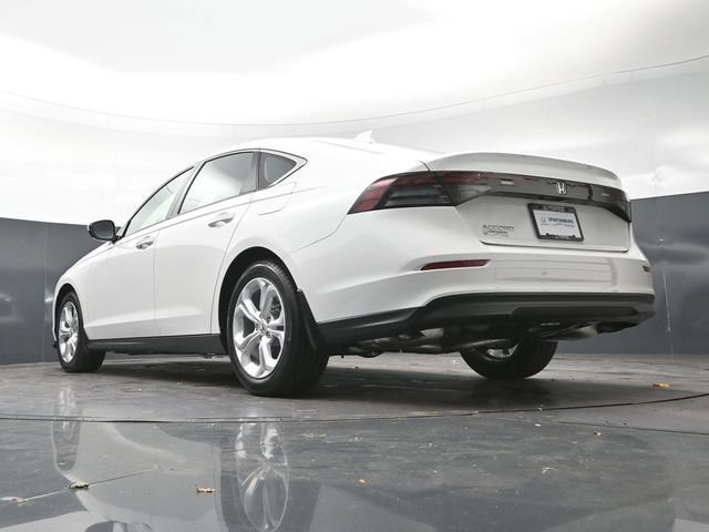Used 2026 Honda Accord LX image 31