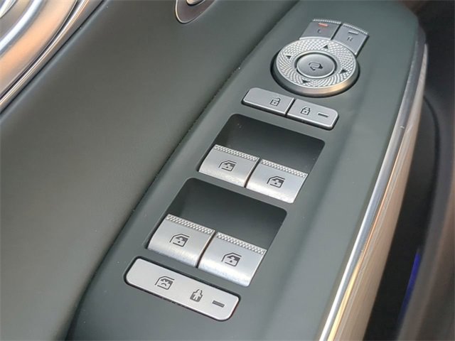 Used 2023 Genesis GV70 2.5T w/ Advanced Package image 24