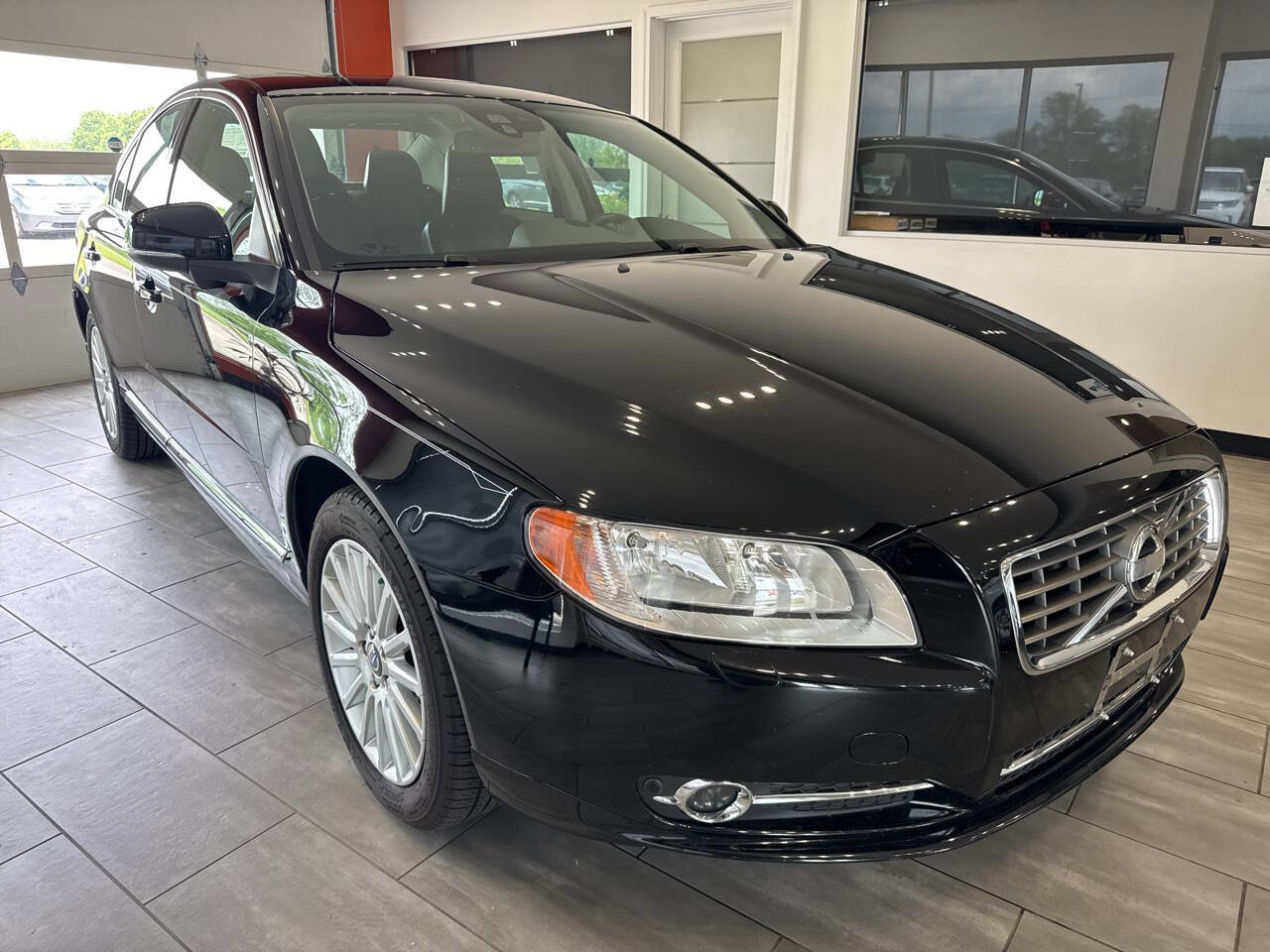 Used 2012 Volvo S80 3.2 FWD image 2