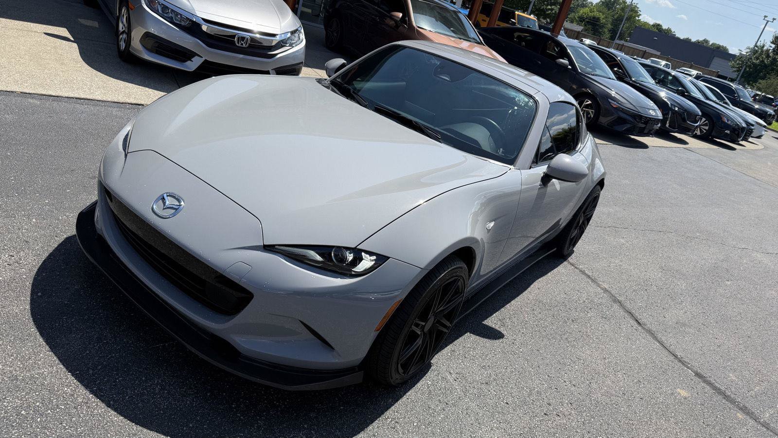 Used 2025 MAZDA MX-5 Miata RF Grand Touring RWD image 15