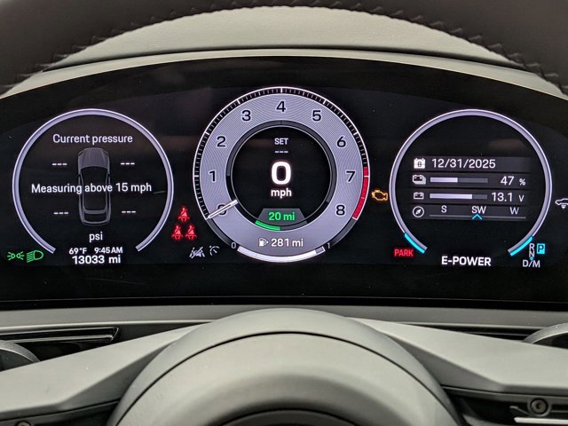 Used 2024 Porsche Cayenne Turbo image 16