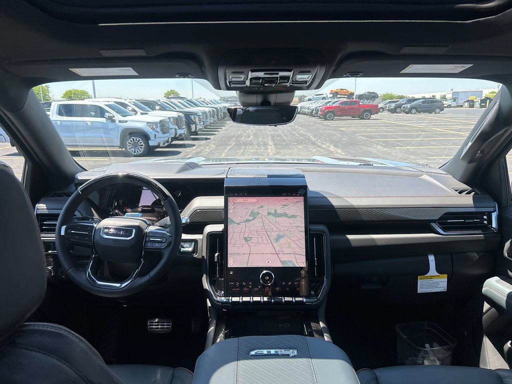 New 2026 GMC Yukon Denali Ultimate AWD/4WD image 32