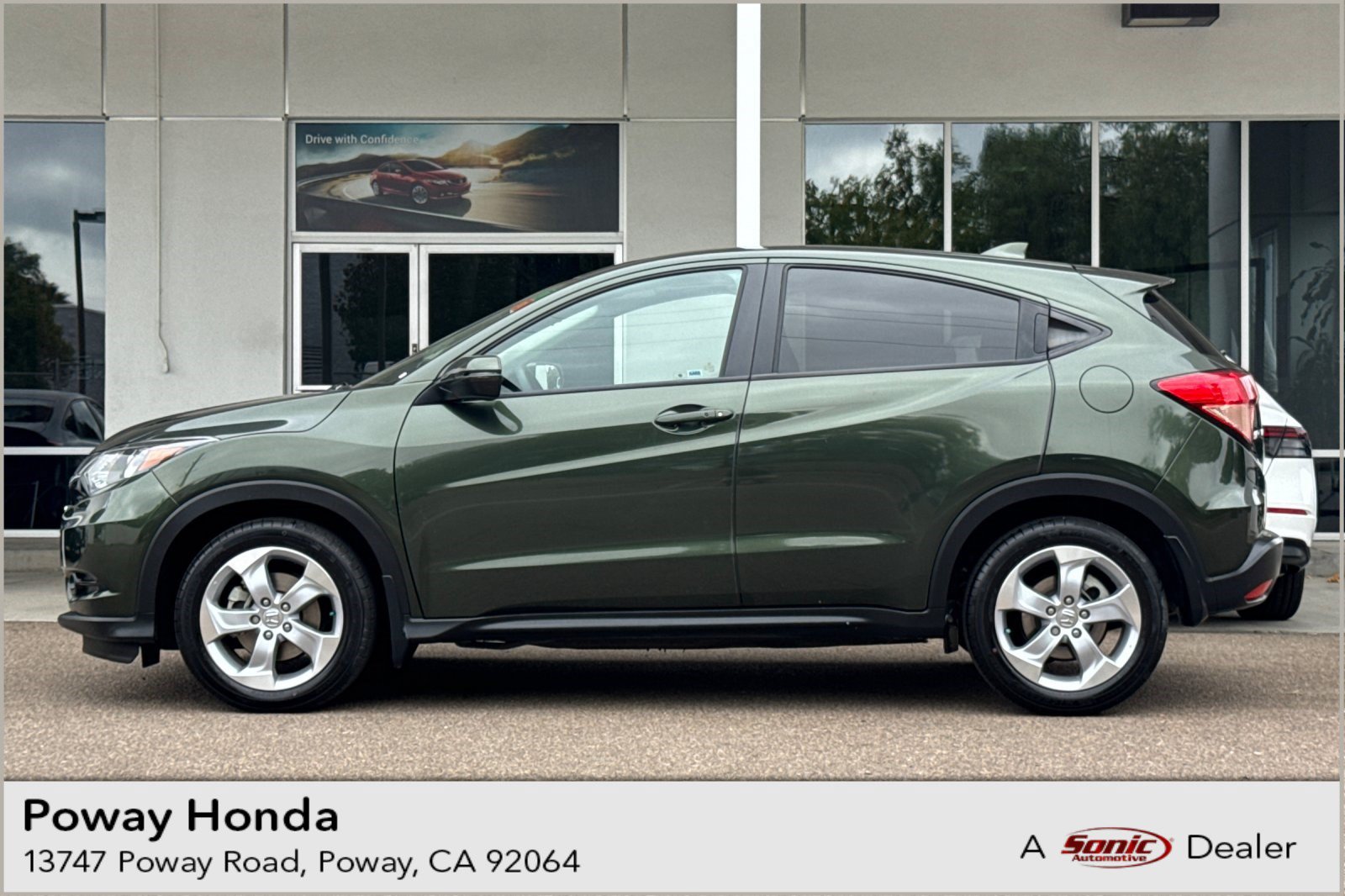 Used 2016 Honda HR-V EX image 1