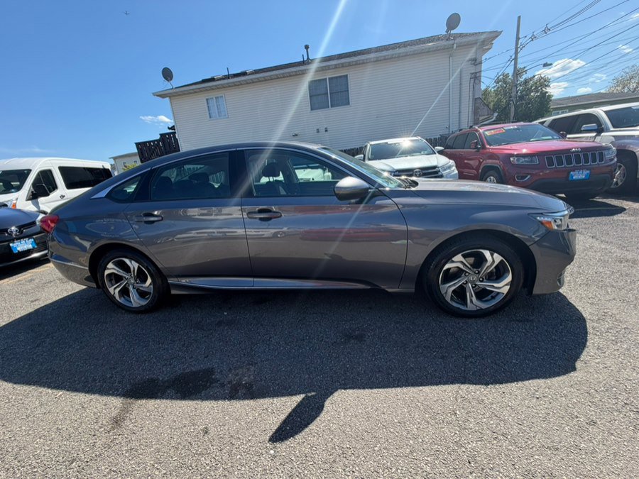 Used 2018 Honda Accord EX image 4
