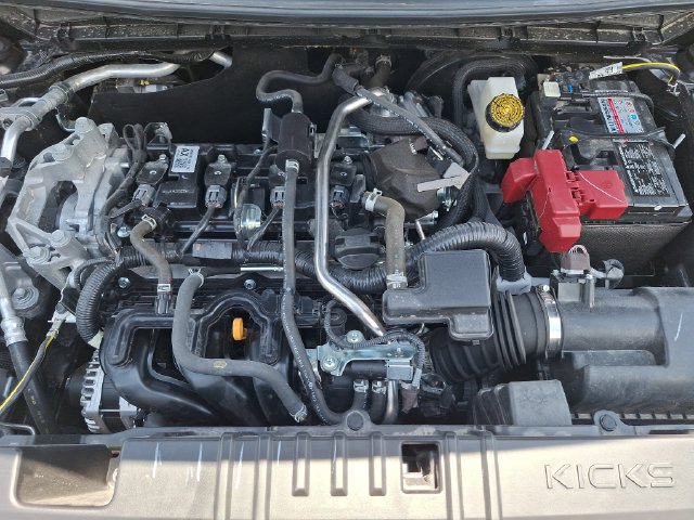 New 2026 Nissan Kicks SR w/ Cold Weather Package FWD image 21