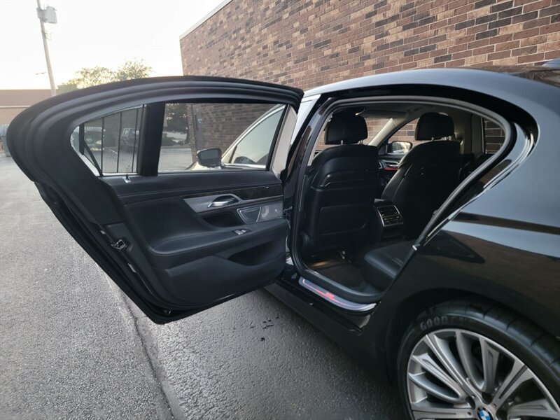 Used 2017 BMW 750Li xDrive AWD/4WD image 13