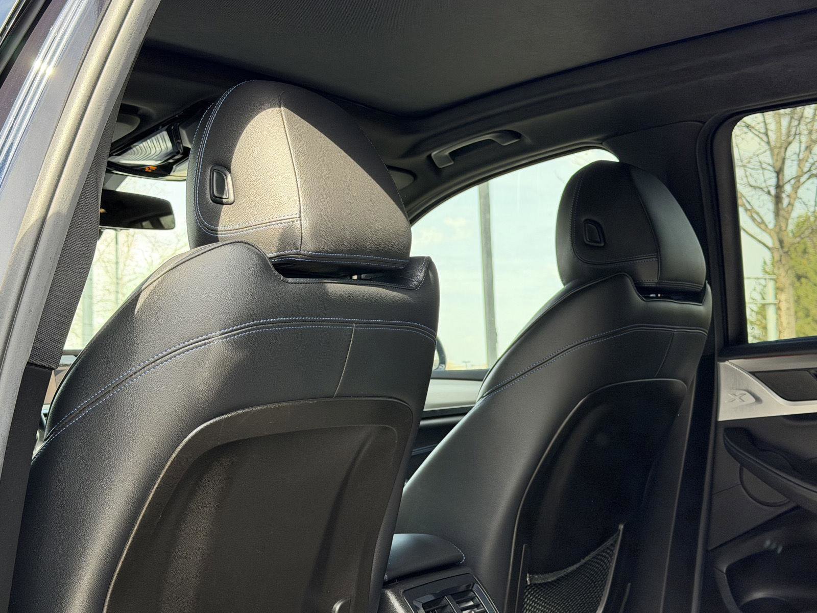 Used 2018 BMW X3 M40i image 38