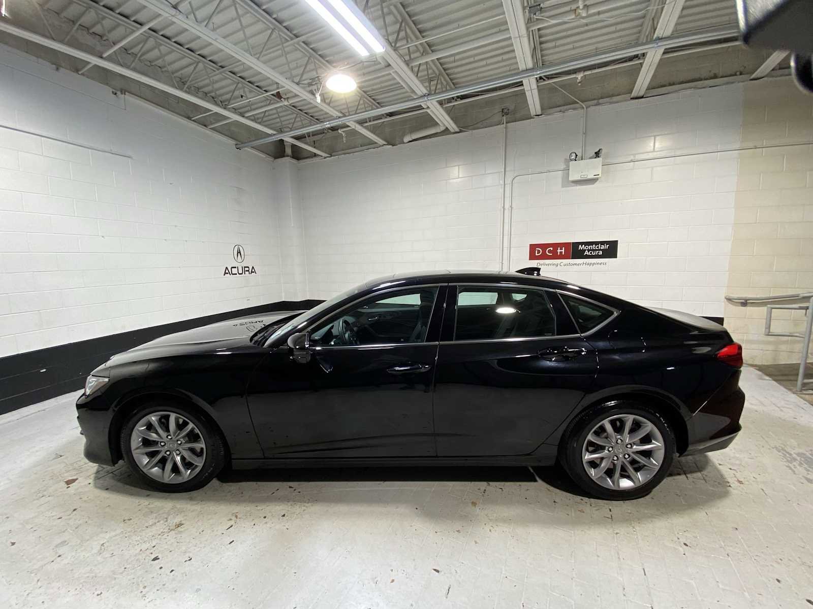 Certified 2023 Acura TLX image 3