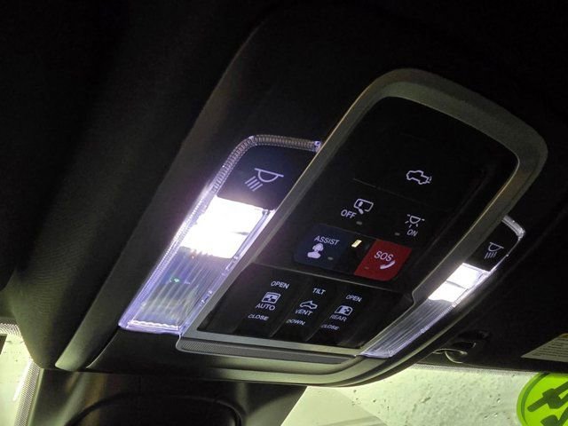 Used 2024 RAM 2500 Limited image 36