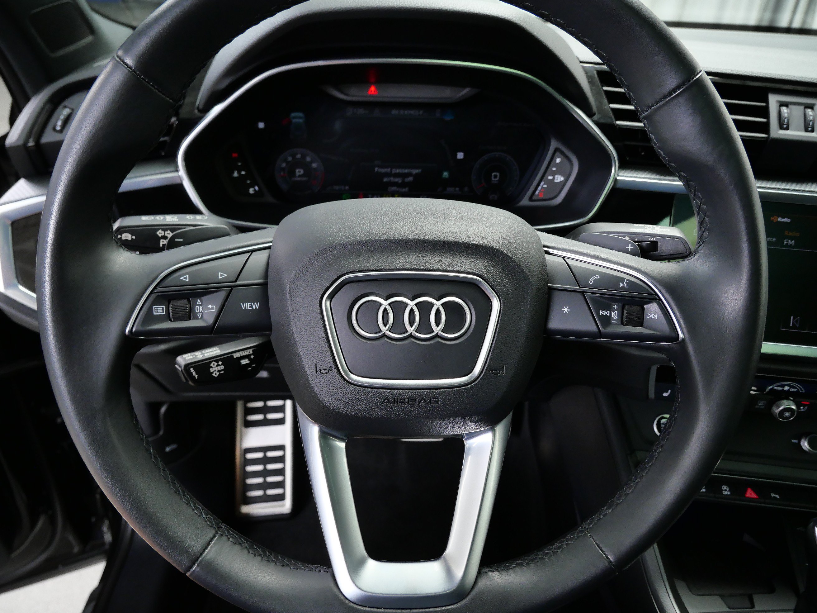 Used 2023 Audi Q3 2.0T Premium Plus w/ Premium Plus Package AWD/4WD image 23