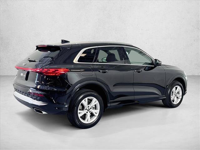 Used 2025 Audi Q5 Premium AWD/4WD image 5