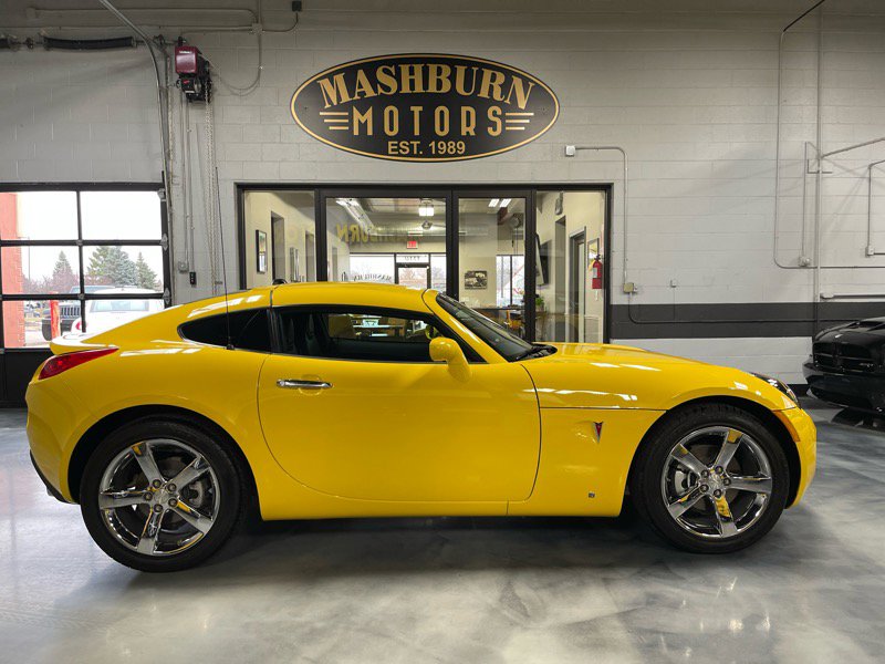 Used 2009 Pontiac Solstice GXP w/ Premium Package image 9