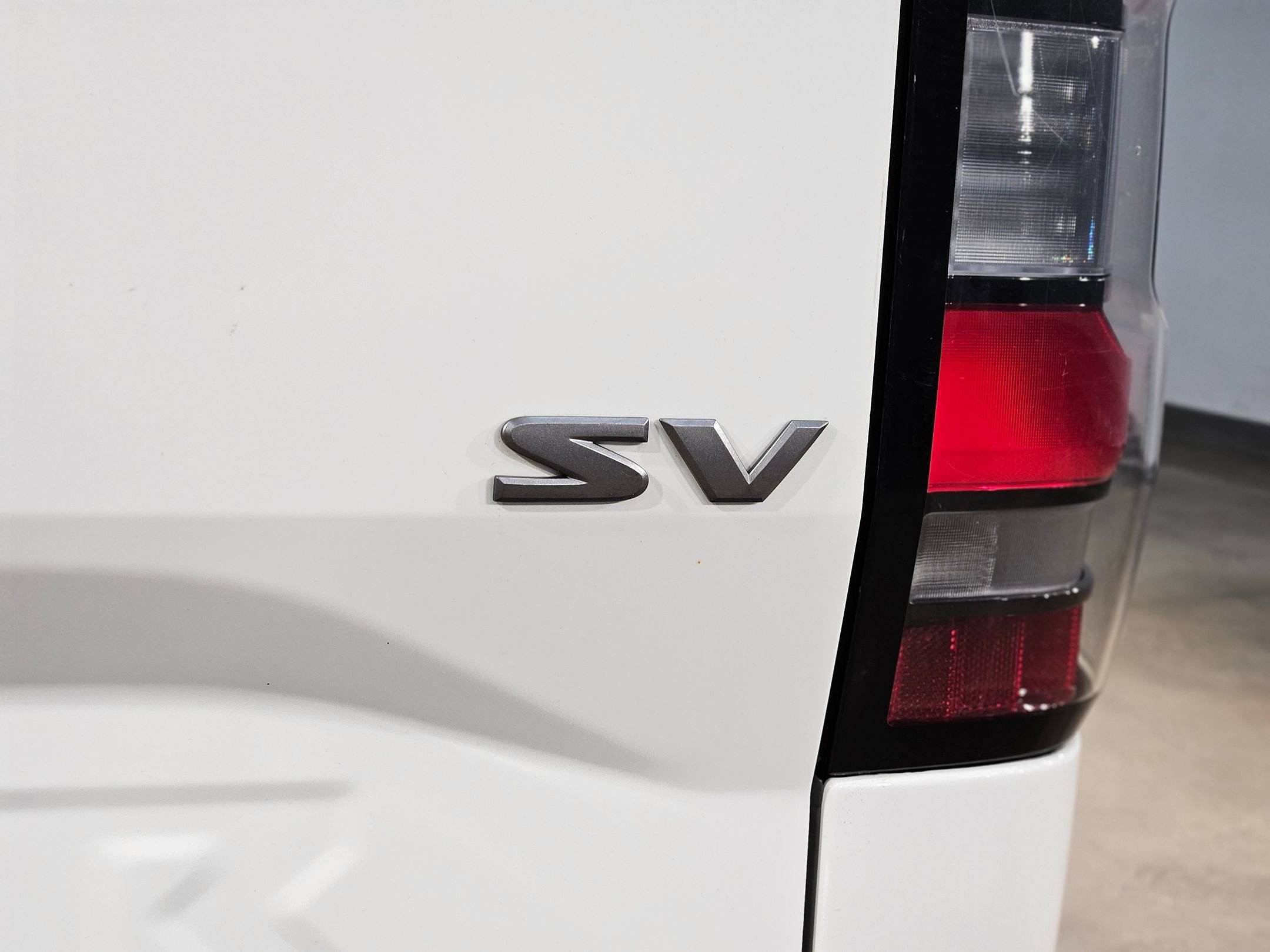 Used 2024 Nissan Frontier SV w/ Technology Package image 38