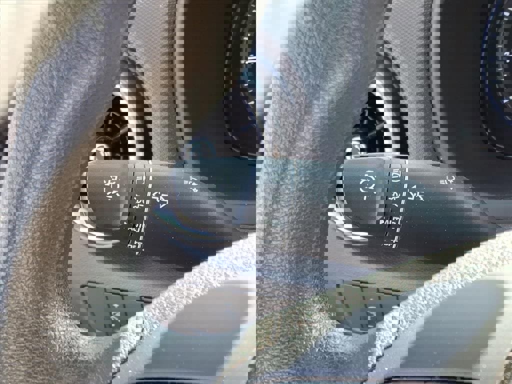 Used 2022 Hyundai Kona SEL image 18