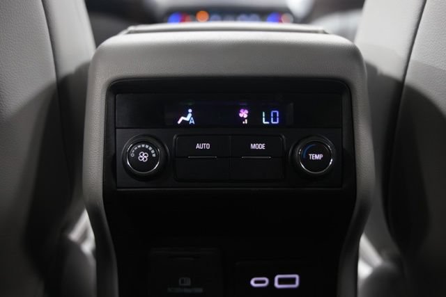 Used 2023 GMC Acadia SLT AWD/4WD image 36