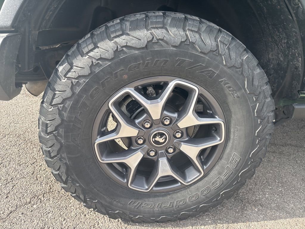 Used 2023 Ford Bronco Badlands image 12
