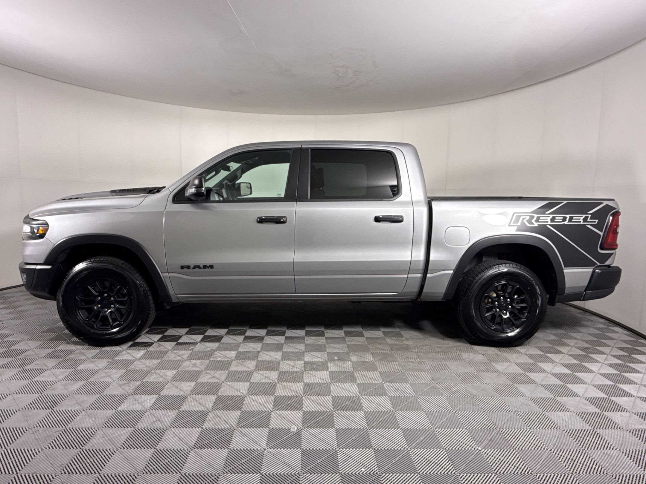 Used 2025 RAM 1500 Rebel w/ Rebel Level 1 Equipment Group AWD/4WD image 2