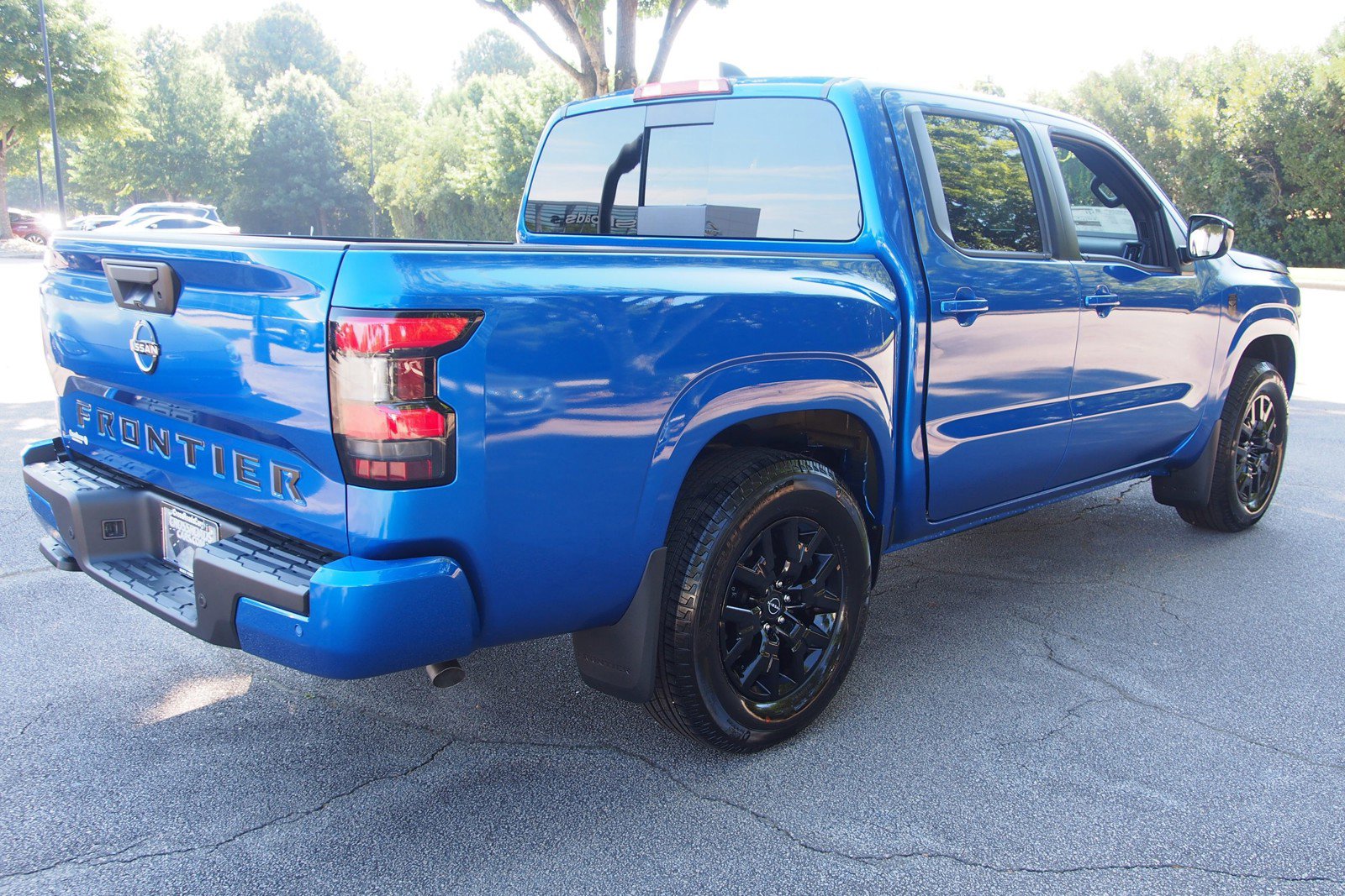 Used 2026 Nissan Frontier SV image 7