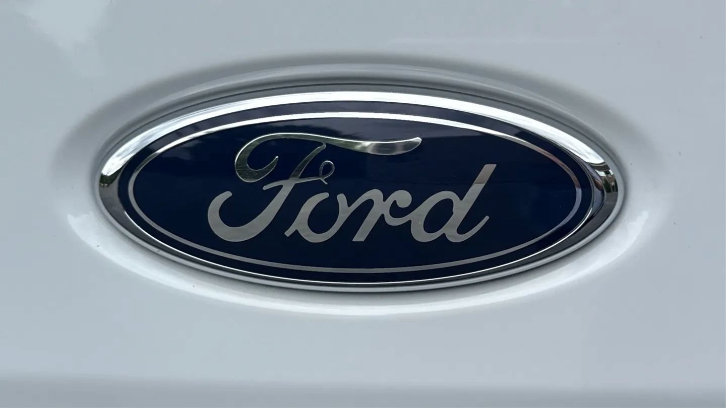 Used 2025 Ford Transit 250 148 Medium Roof w/ Load Area Protection Package RWD image 35