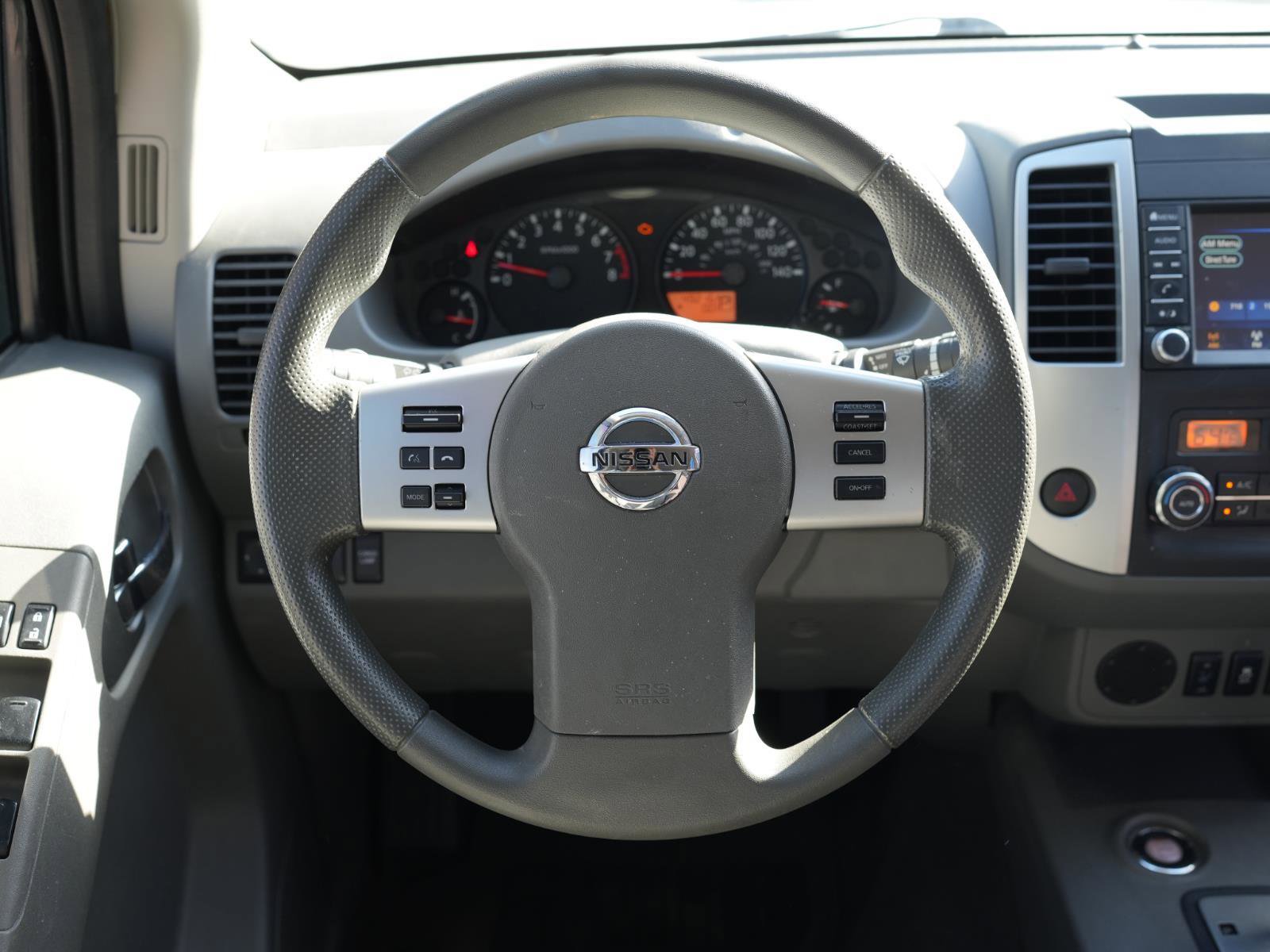 Used 2021 Nissan Frontier SV w/ Midnight Edition Floor Mats image 19