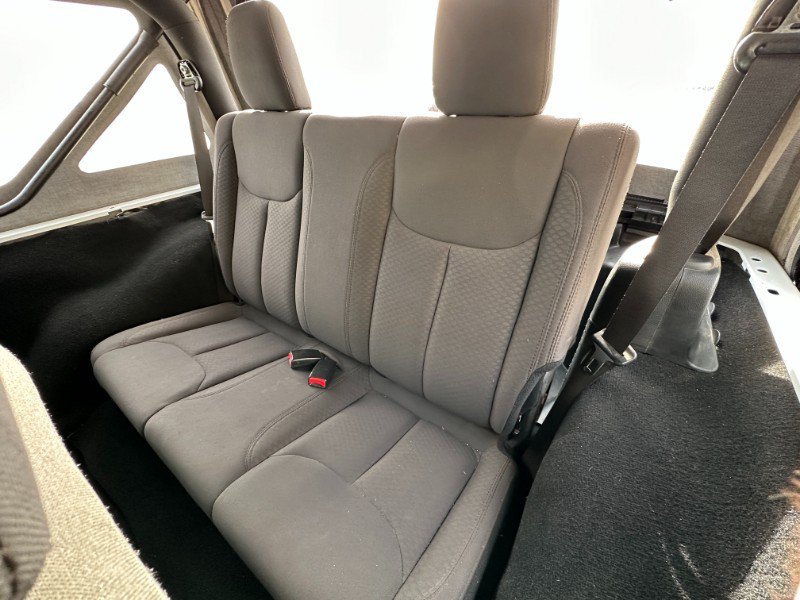 Used 2018 Jeep Wrangler Sport AWD/4WD image 14