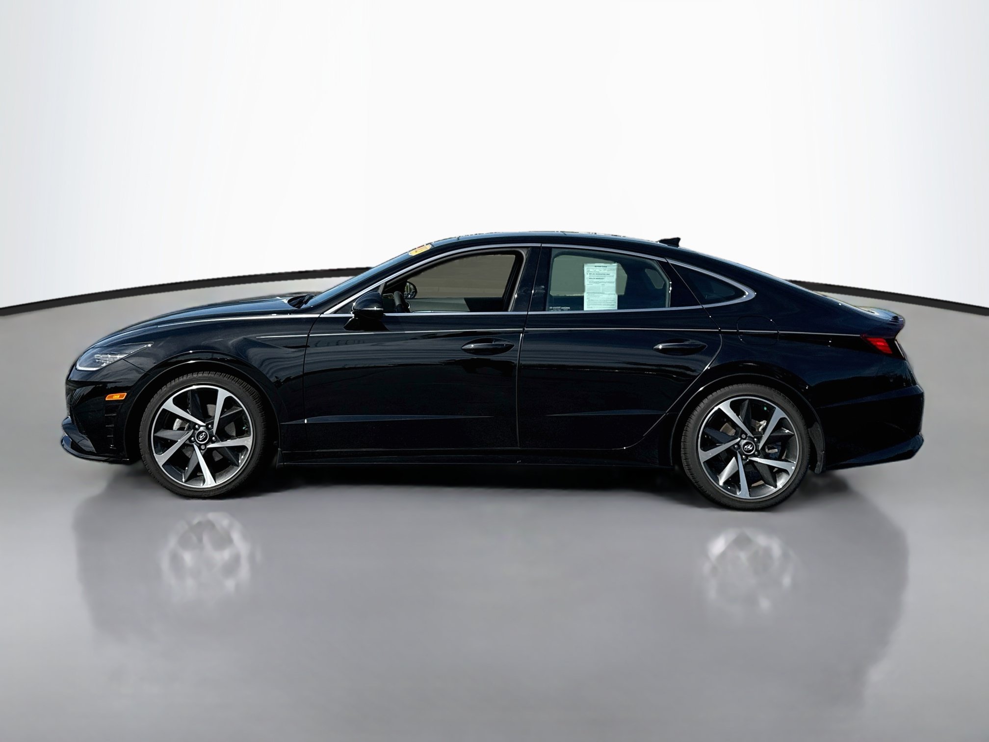 Certified 2023 Hyundai Sonata SEL Plus FWD image 4