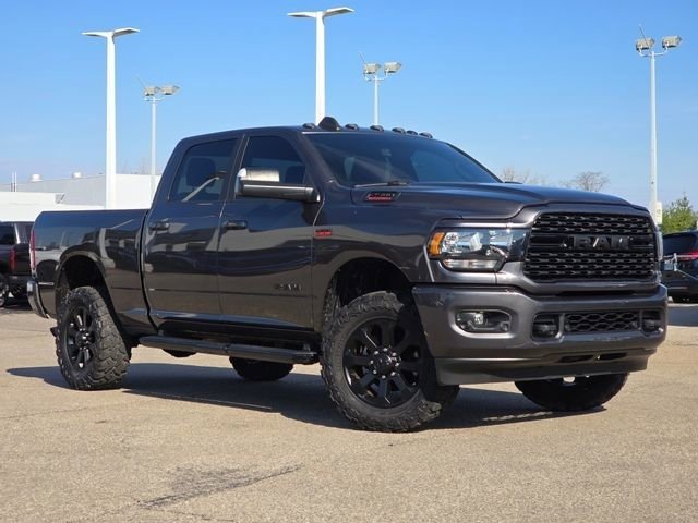 Used 2022 RAM 2500 Big Horn w/ Night Edition image 2