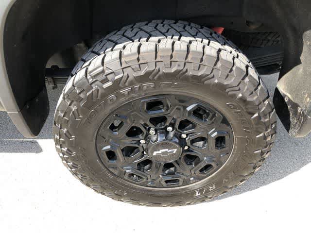 Used 2021 Chevrolet Silverado 2500 LTZ w/ LTZ Plus Package AWD/4WD image 12