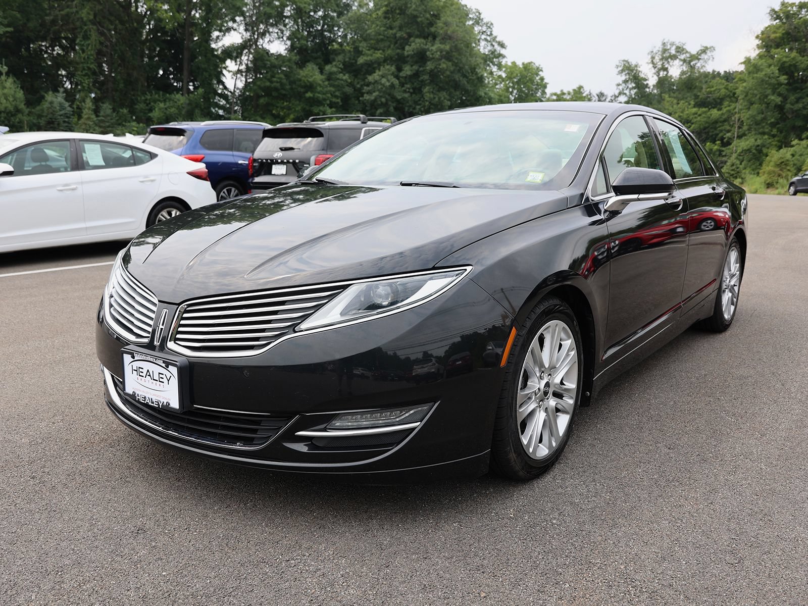 Used 2014 Lincoln MKZ AWD w/ Equipment Group 102A Reserve image 3