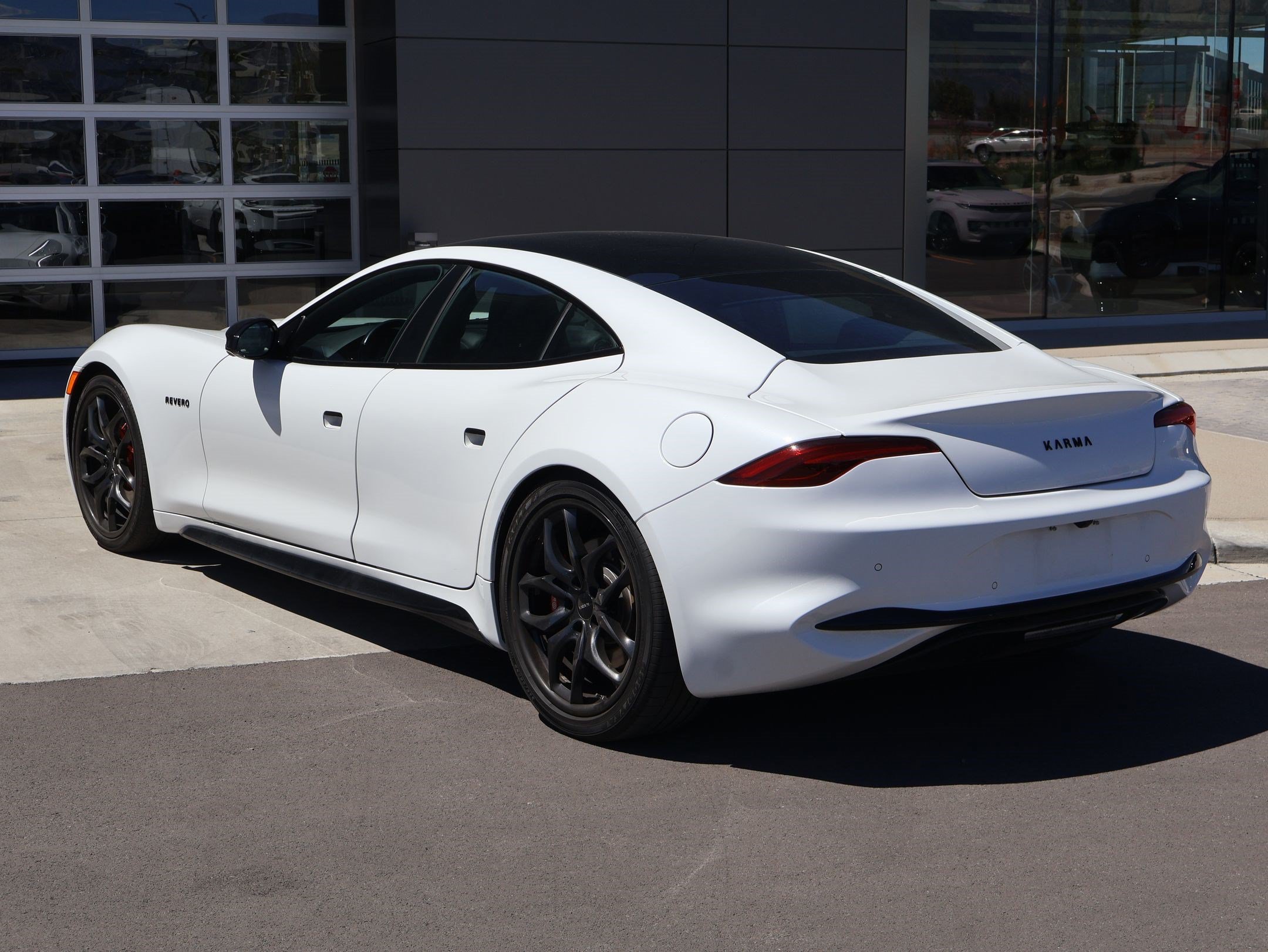 Used 2025 Karma Revero Luxury RWD image 8
