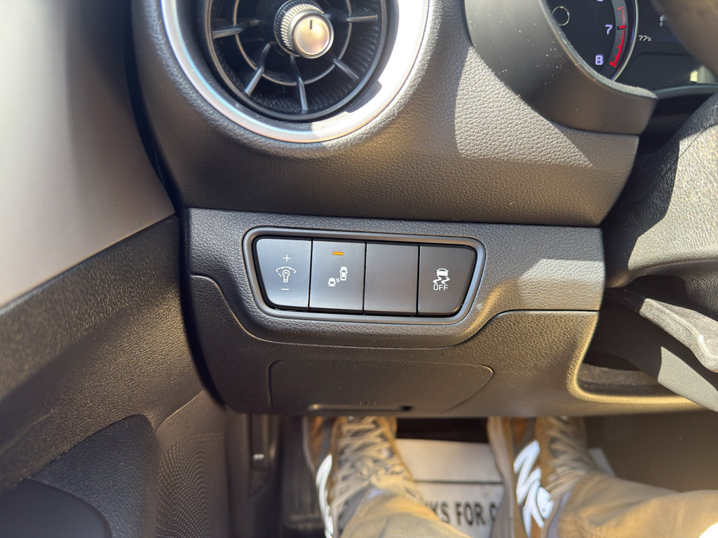 Used 2023 Kia Forte LXS w/ LXS Technology Package FWD image 14