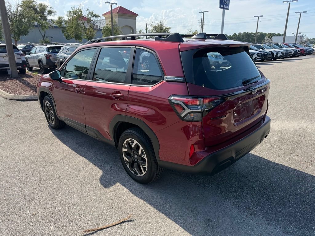 Used 2025 Subaru Forester AWD/4WD image 7