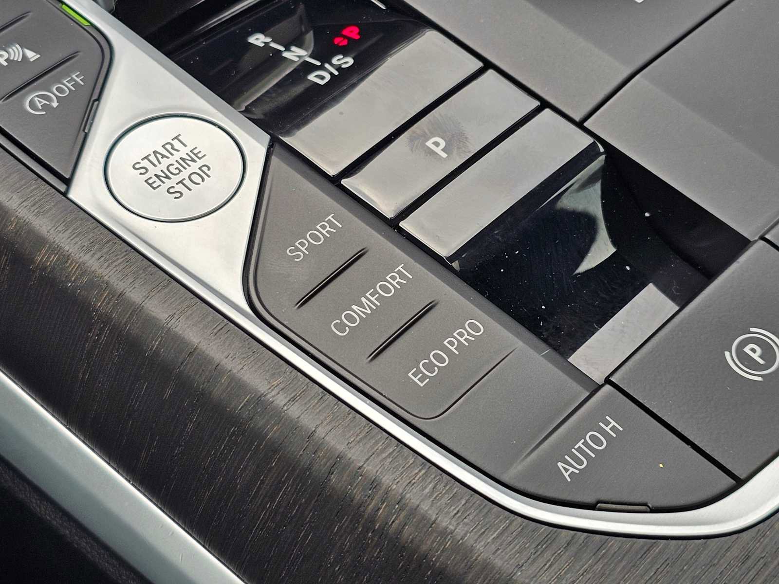 Used 2024 BMW 330i xDrive Sedan w/ Convenience Package image 34