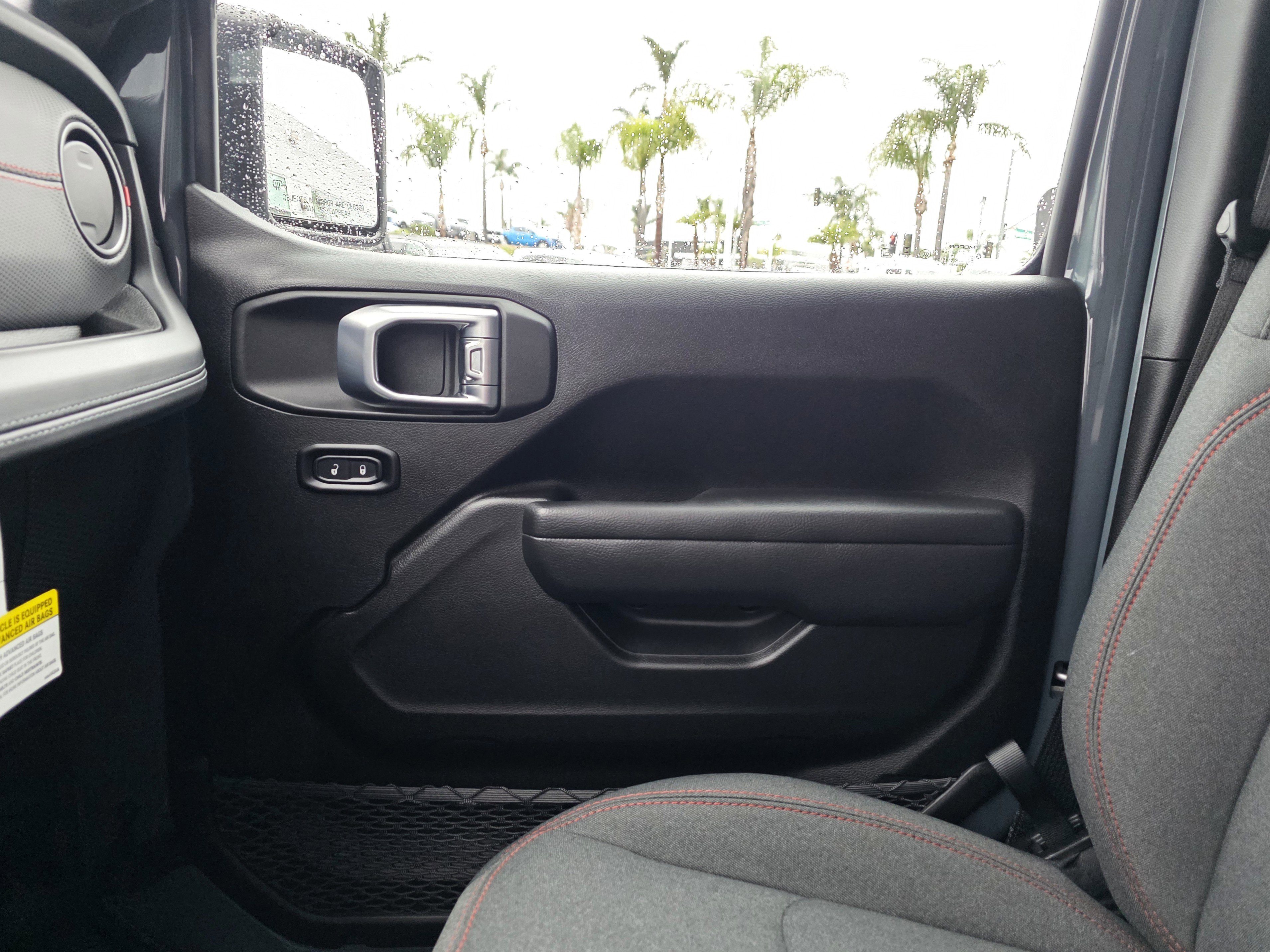 New 2026 Jeep Wrangler Unlimited Rubicon w/ Technology Group image 17